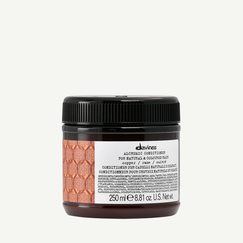 Alchemic Conditioner Copper i burkform med kopparfärgad etikett, en miljövänlig balsamprodukt för naturligt och färgat hår.