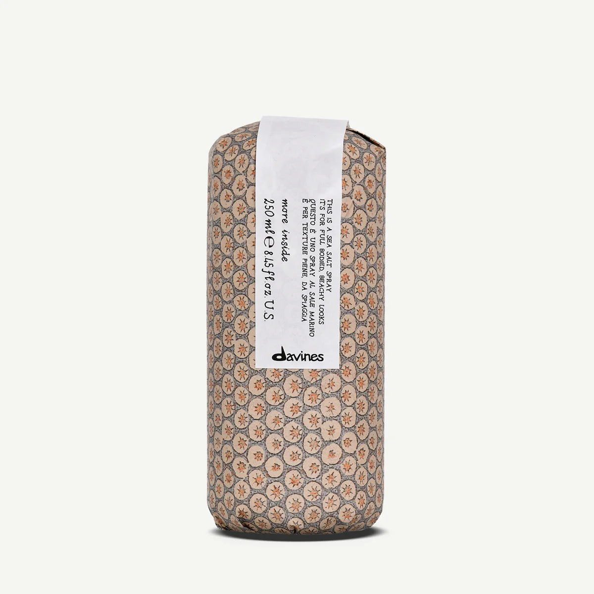 This is a Sea Salt Spray i miljövänlig förpackning från Davines, perfekt för naturlig styling och textur med ett lätt saltat finish.