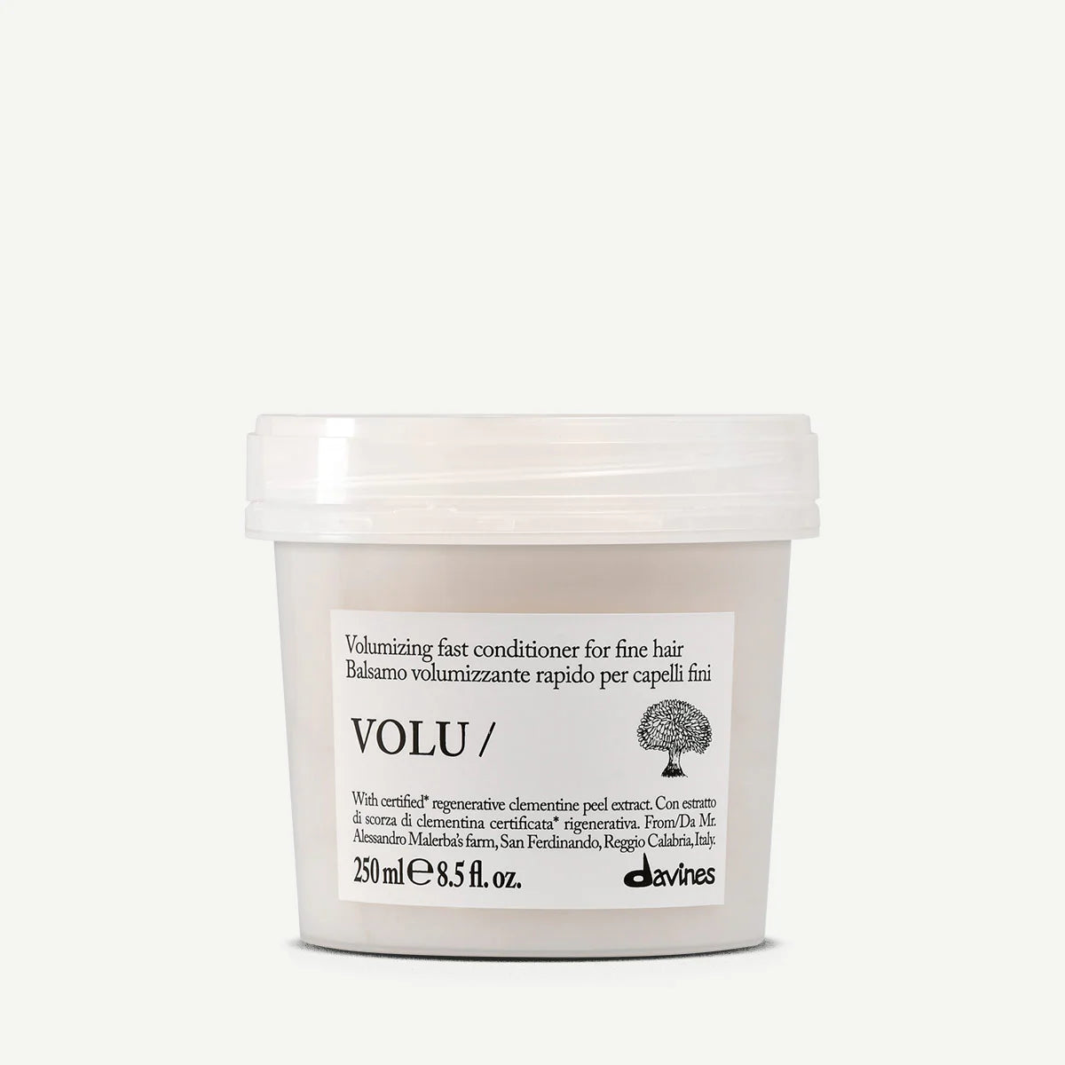 Volu Volumizing Fast Conditioner i en vit behållare, ett balsam för fint hår med miljövänliga ingredienser för volym och vård.